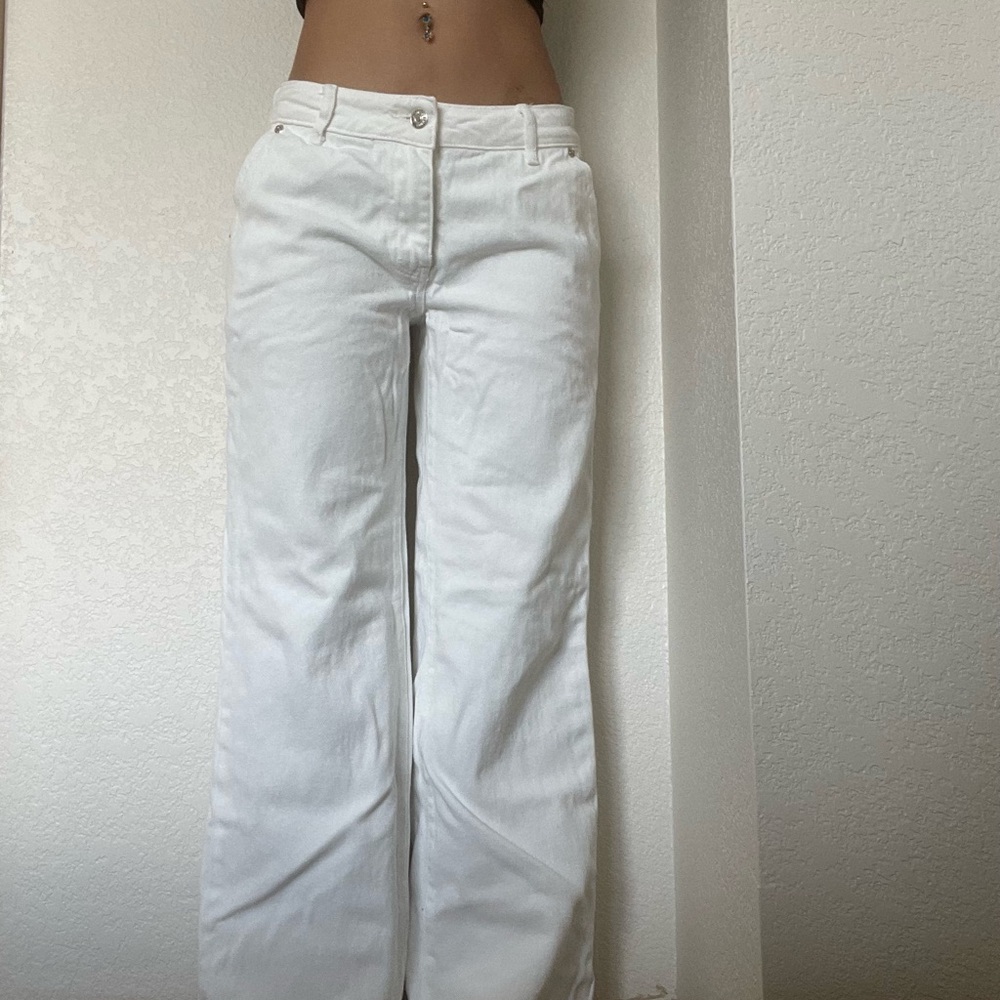 White Brandy Melville Low Rise Jeans